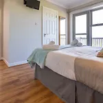 Coral Gables & 3* Rosslare Harbour