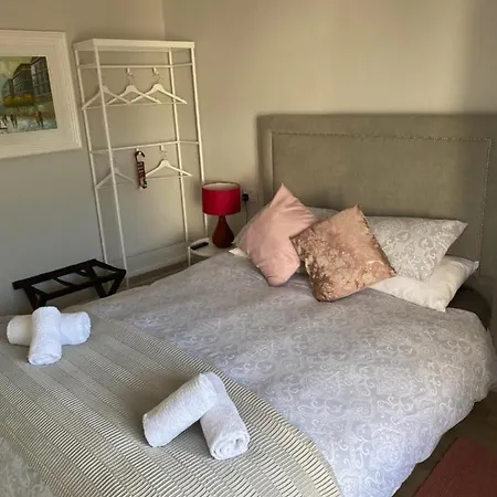 Coral Gables & 3* Rosslare Harbour