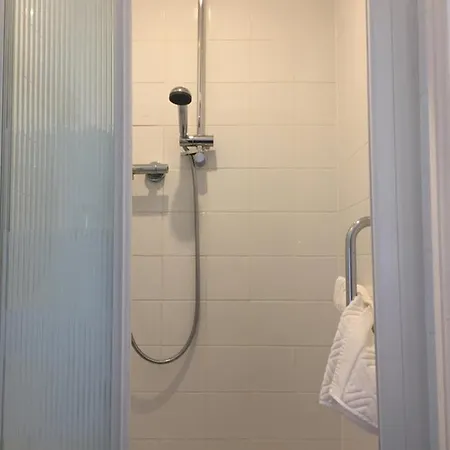 Coral Gables & 3* Rosslare Harbour