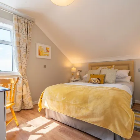 ゲストハウス Coral Gables &