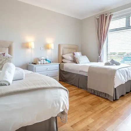 Coral Gables & روسلير