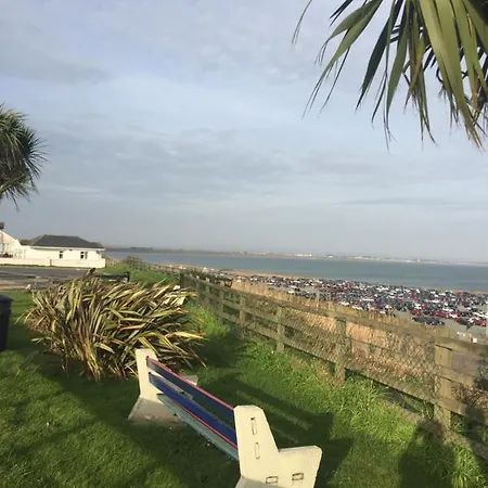 Coral Gables & بيت ضيافة 3*