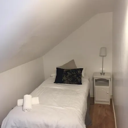 Coral Gables & ゲストハウス