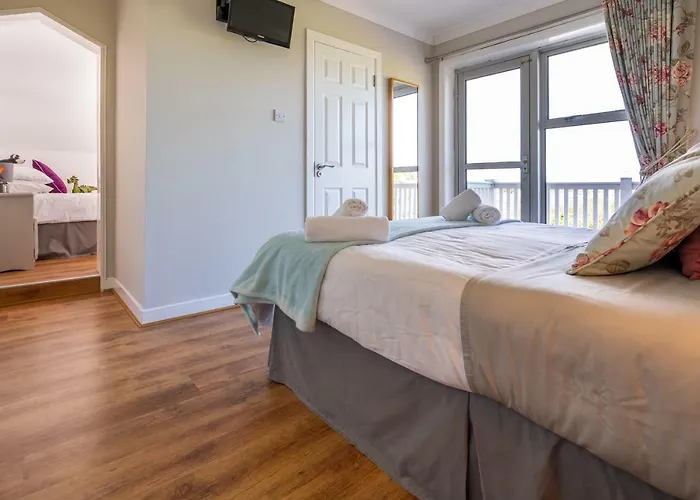 Coral Gables & 3* Rosslare Harbour