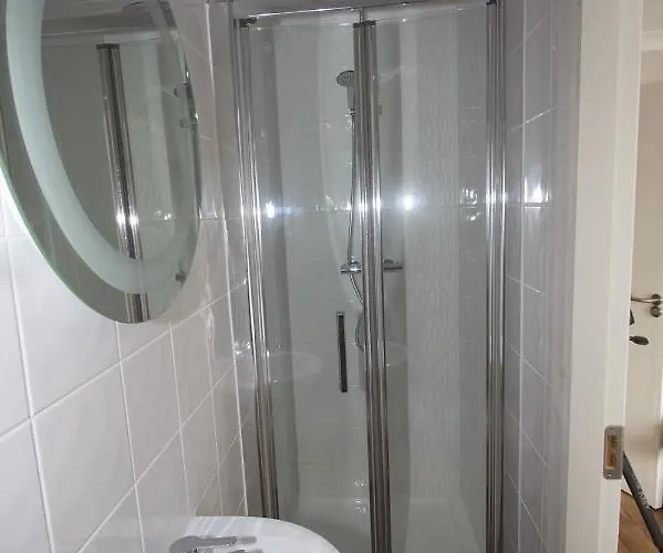 Coral Gables & Penzion 3*